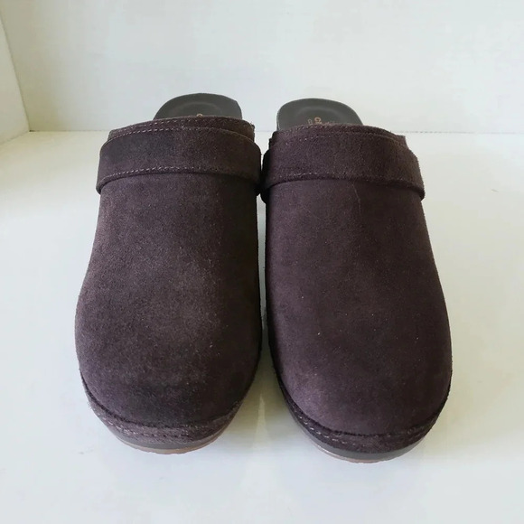 Crocs Sarah Womans Triple Comfort Brown Suede Leather  Mule Clogs,8W. - Picture 3 of 7